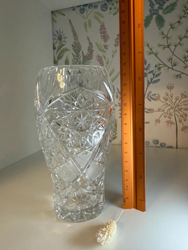 Polish Cut Crystal Vase – Hand-Cut RS Lead Crystal