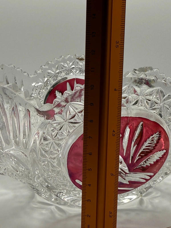 Hofbauer Byrdes Collection Ruby Cut-to-Clear Crystal Bowl – Made in Germany