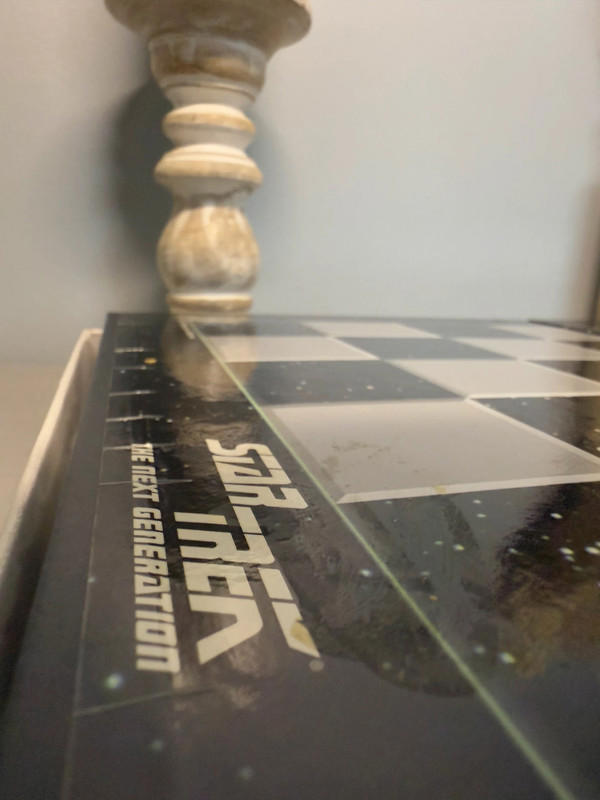 Star Trek: The Next Generation 3D Chess Set – Collectible and Complete